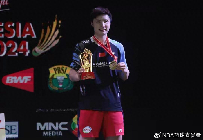 云开体育官网入口-00后女双封神！她们竟集齐了羽坛最难拿的四大冠军|马来西亚|龙珠|世界羽联|刘圣书|谭宁_新浪体育_新浪新闻