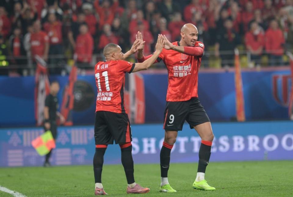 云开体育官网入口-蓉城两连胜领跑中超！泰山河南“清零”，5队不胜，津门虎垫底