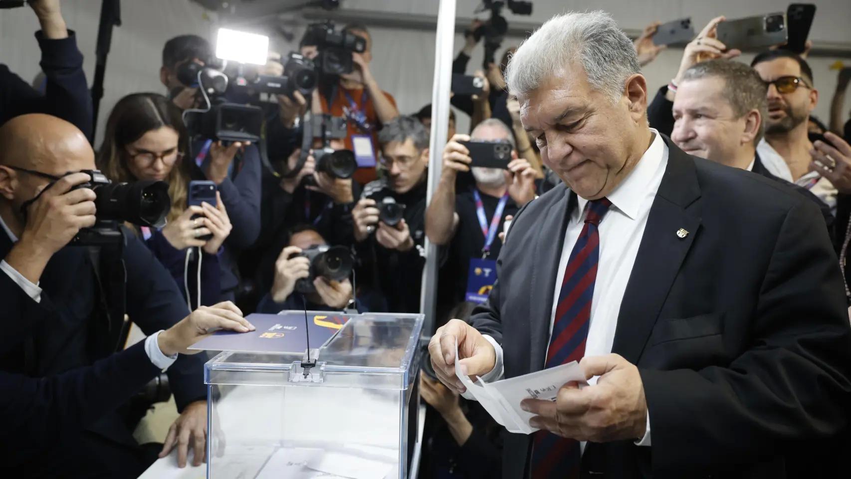 云开体育-无能狂怒？丰特团队成员：拉波尔塔利用球员造势真不像话